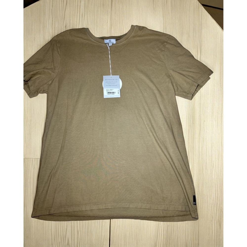 AG Men's Classic Crew Neck T-Shirt in Khaki